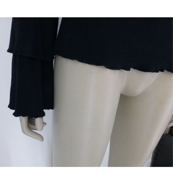 Who What Wear Black Long Sleeves Double Ruffle Sleeves Top - Picture 6 of 9